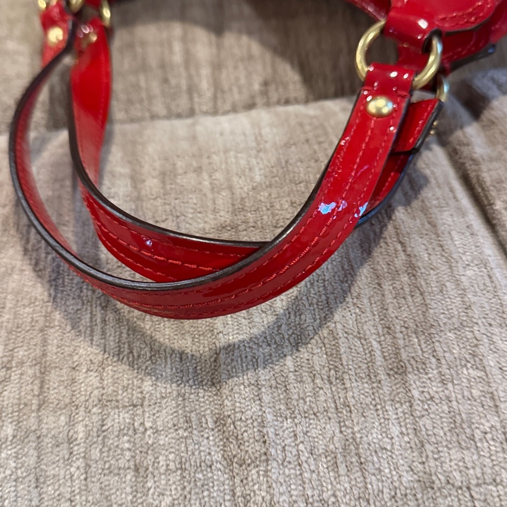 Coach Gramery patent leather and boss signature C Red shoulder bag 6 x 9 - Picture 7 of 14